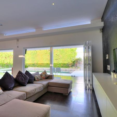 Casa Priya Petitenget เซมินยัค ภายนอก รูปภาพ