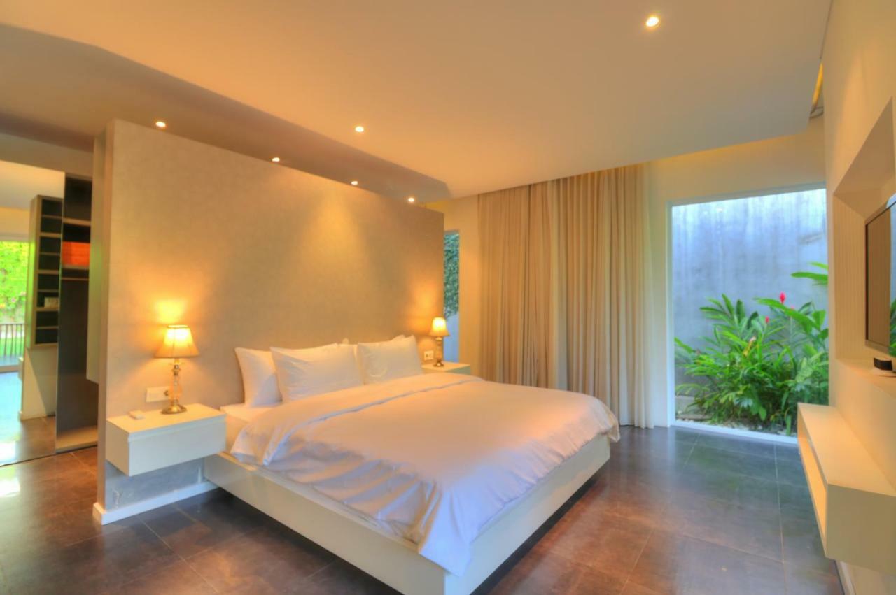 Casa Priya Petitenget เซมินยัค ภายนอก รูปภาพ