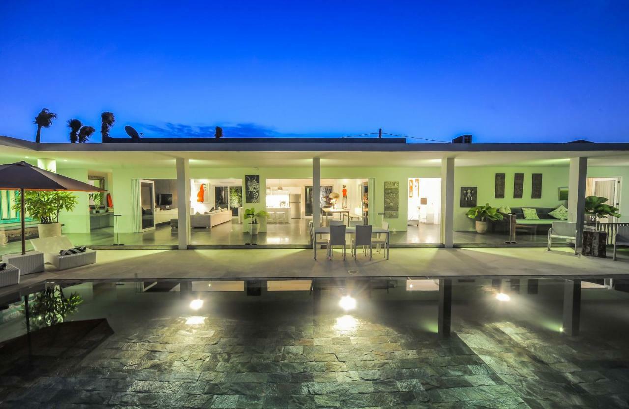 Casa Priya Petitenget เซมินยัค ภายนอก รูปภาพ