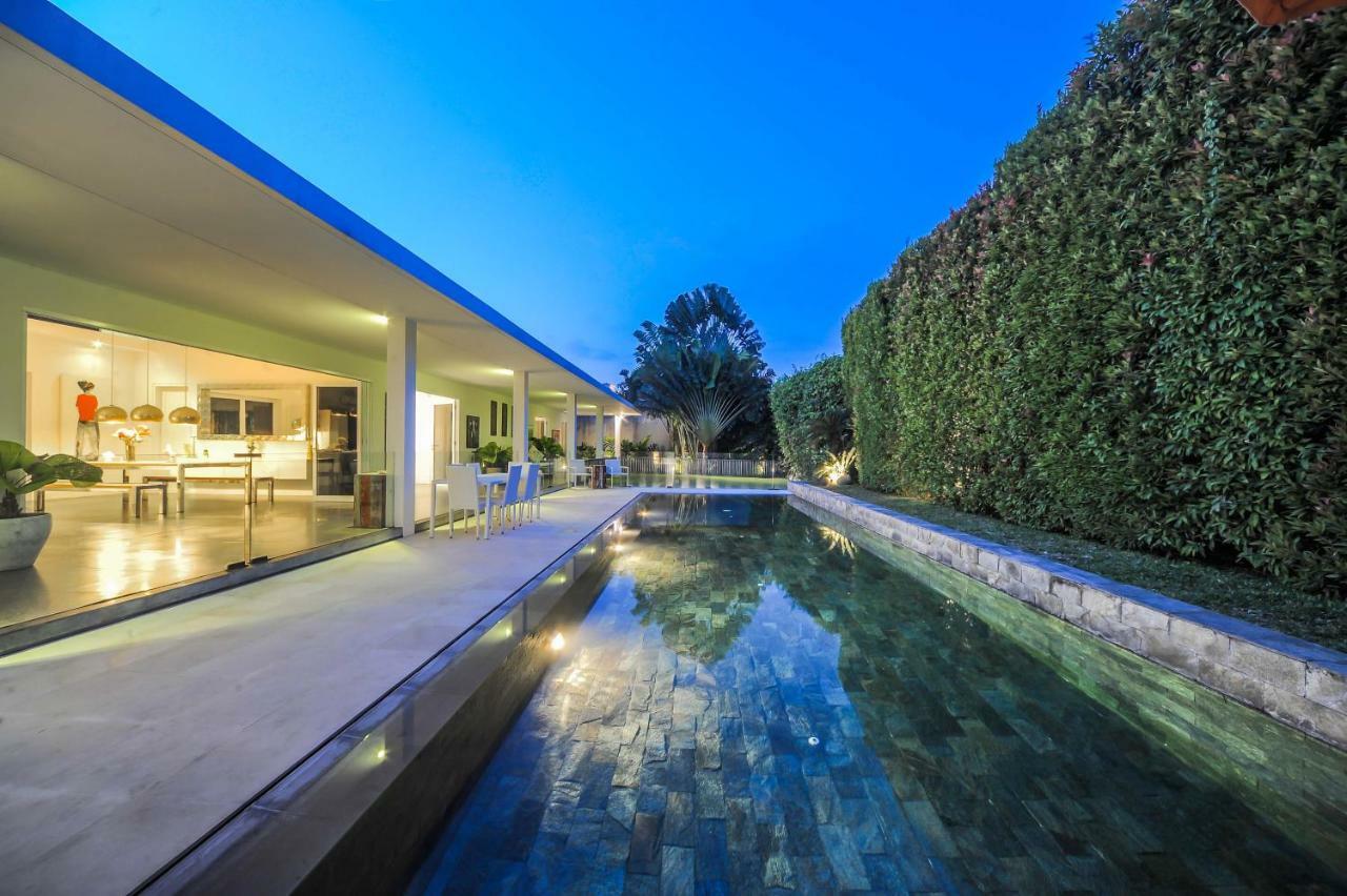 Casa Priya Petitenget เซมินยัค ภายนอก รูปภาพ