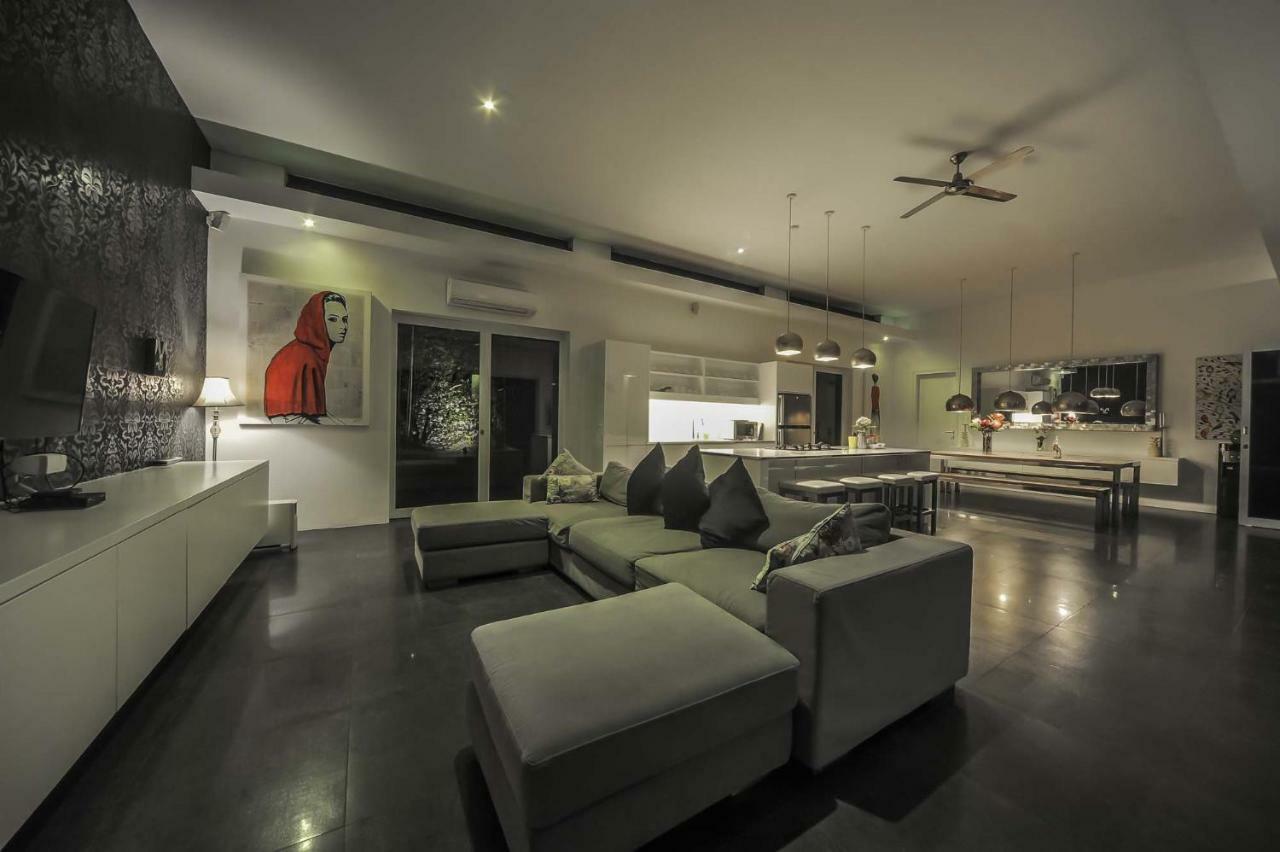 Casa Priya Petitenget เซมินยัค ภายนอก รูปภาพ