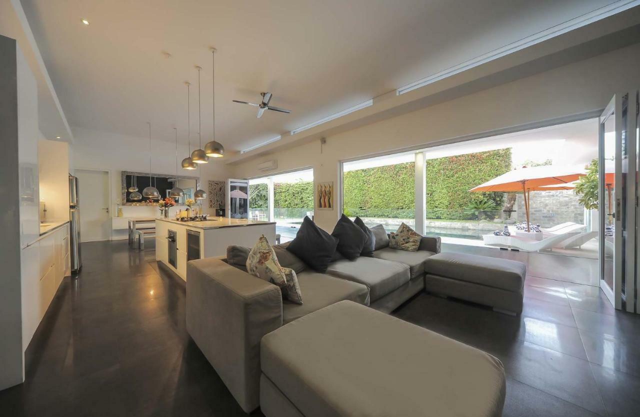 Casa Priya Petitenget เซมินยัค ภายนอก รูปภาพ