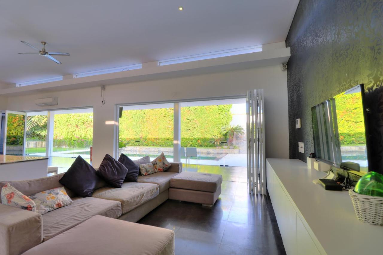 Casa Priya Petitenget เซมินยัค ภายนอก รูปภาพ